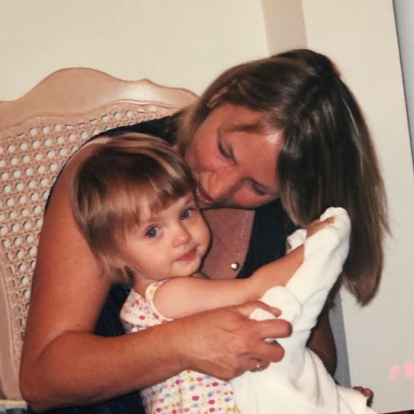 Meet your Posher, Ciara - Picture 1 of 1